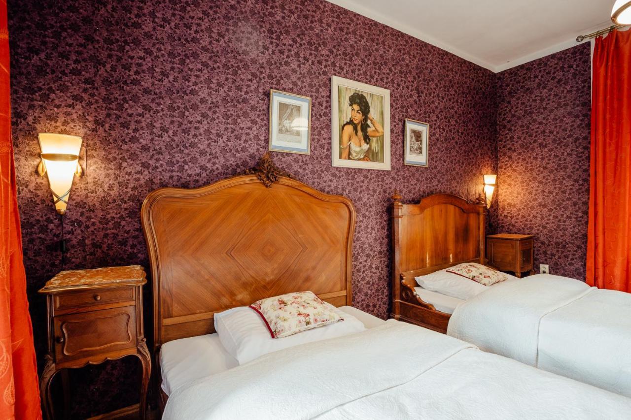 Hotel Barcadam Banská Štiavnica エクステリア 写真