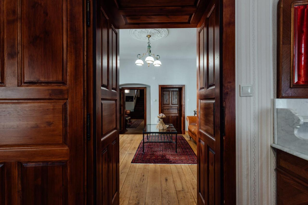 Hotel Barcadam Banská Štiavnica エクステリア 写真